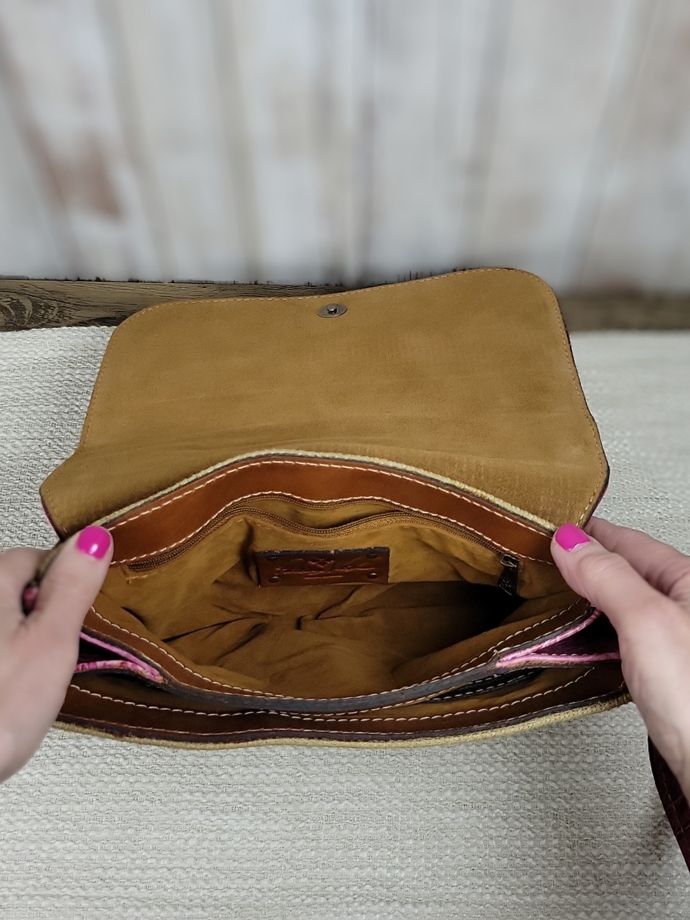 Patricia Nash Crossbody + Wallet - Picture 7 of 13